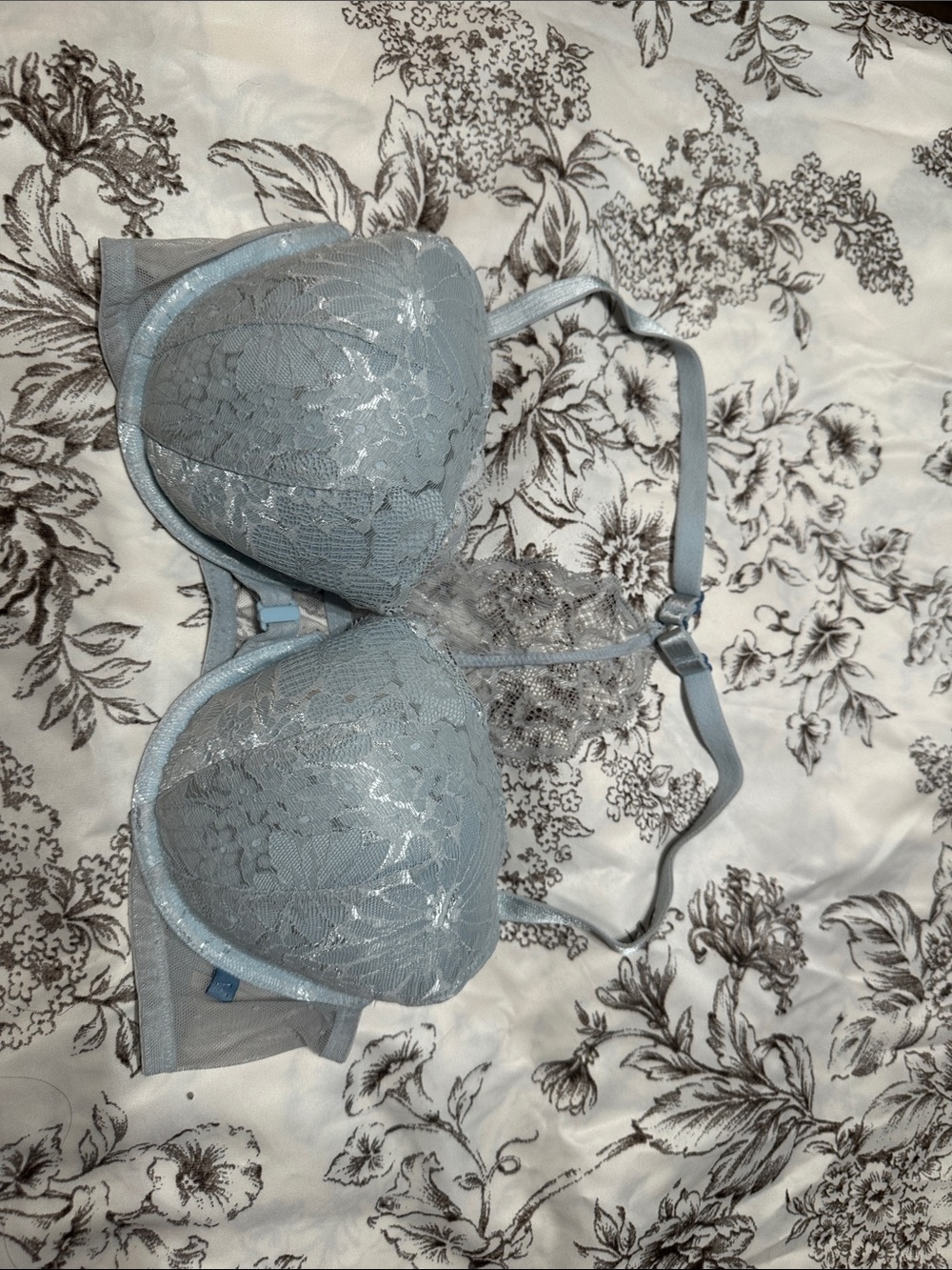 Victoria’s Secret Lace Plunge Underwire Bra - Light Blue - Racerback - 36C